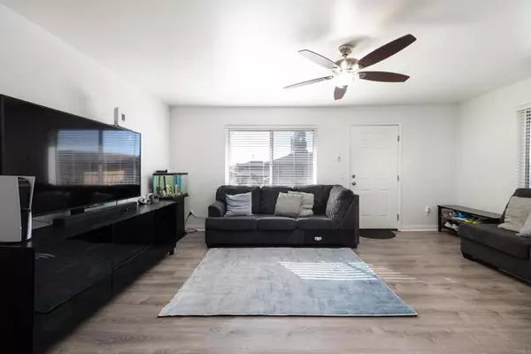 El Cajon, CA 92021,318 Graves Court