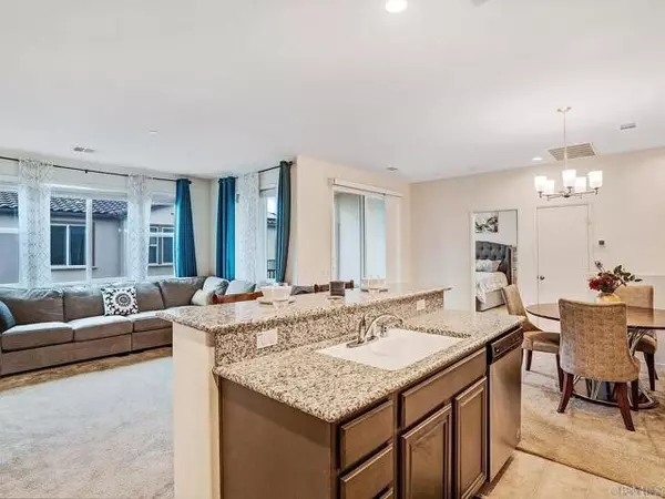 Chula Vista, CA 91913,1724 Santa Christina #1