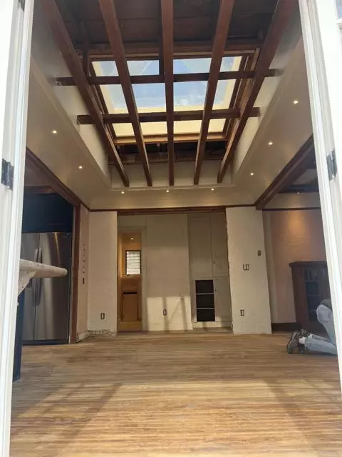 San Diego, CA 92104,3114 Bancroft Street