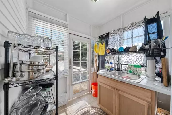 San Ysidro (san Diego), CA 92173,207 Cottonwood Road