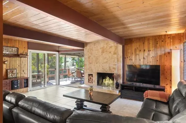 Spring Valley, CA 91978,3216 Fair Oaks Lane