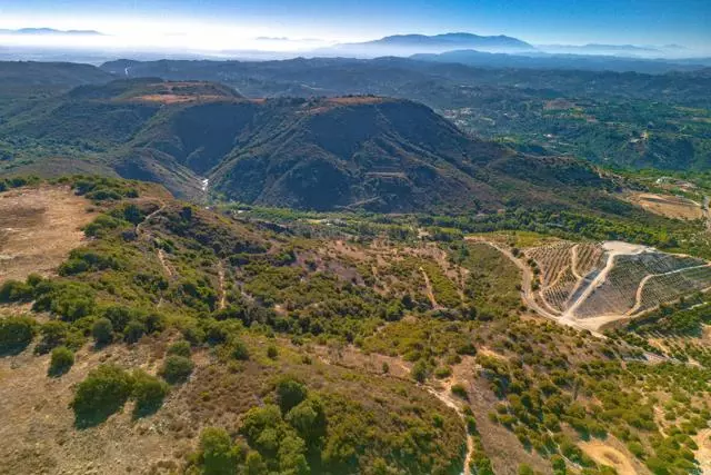 Temecula, CA 92590,26 El Calamar Road