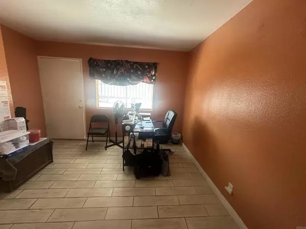 San Ysidro (san Diego), CA 92173,891 W San Ysidro Boulevard