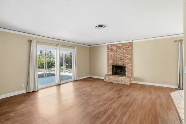 Lakeside, CA 92040,13218 Lakeview Granada Dr