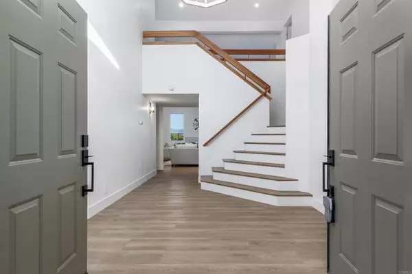 Oceanside, CA 92057,5166 Via Portola