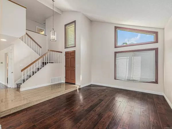 San Diego, CA 92129,9462 Pipilo Street