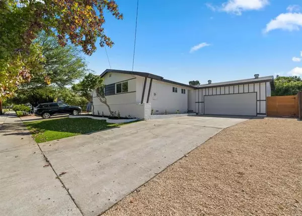 San Diego, CA 92111,7281 Arillo Street