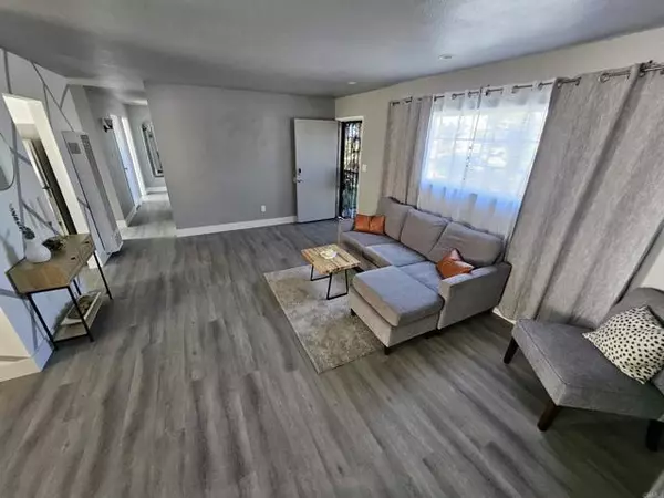 Chula Vista, CA 91911,96 E Palomar Street