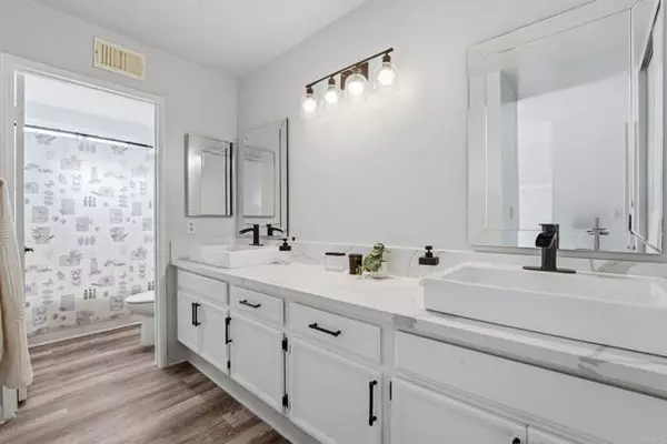 Santee, CA 92071,10534 Flora Verda Court