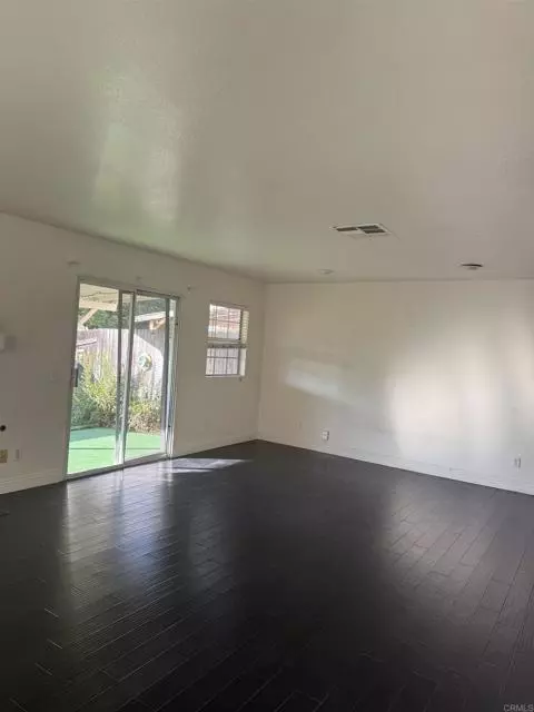 El Cajon, CA 92021,1096 Sumner Pl