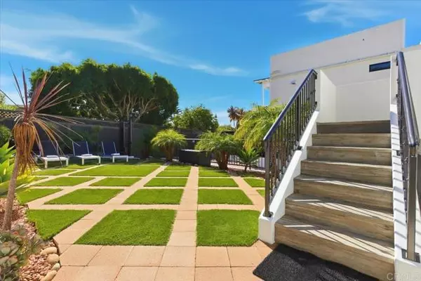 San Diego, CA 92109,1045 Van Nuys Street