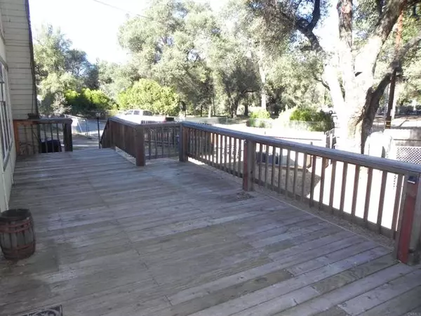 Pine Valley, CA 91962,29057 Oak Lane