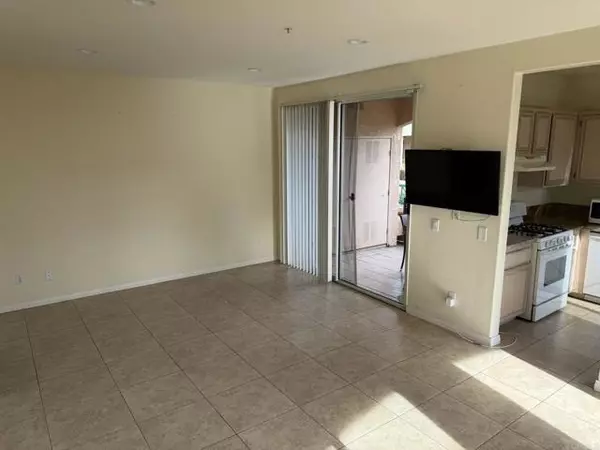 El Cajon, CA 92019,11438 Via Rancho San Diego #141