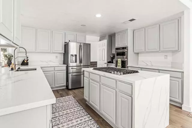 Murrieta, CA 92562,23843 Spring Branch Court