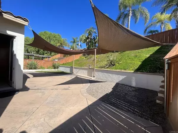 Chula Vista, CA 91914,593 Lone oak pl