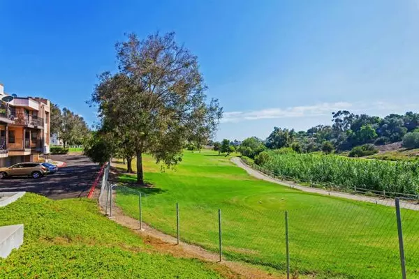 National City, CA 91950,1802 VIA LAS PALMAS UNIT 37