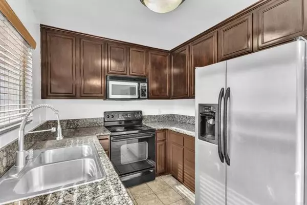 El Cajon, CA 92020,267 S Mollison Ave #1