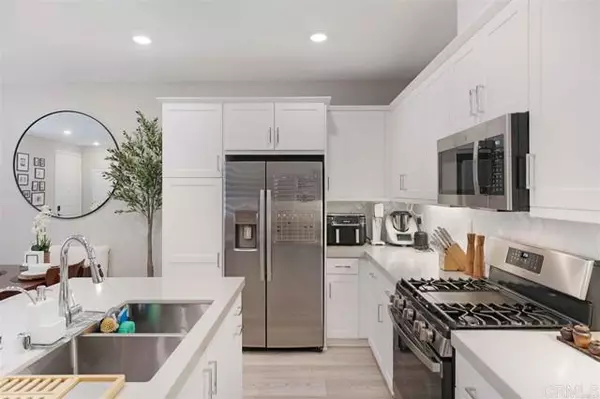 Chula Vista, CA 91913,2043 Bluestone Cir