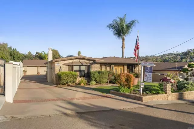 Bonita, CA 91902,3555 FRISBIE ST