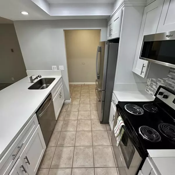 Chula Vista, CA 91910,178 Fourth Avenue #12