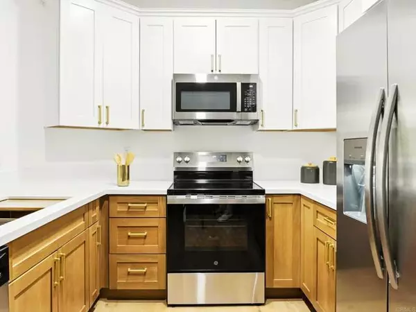 San Diego, CA 92110,5875 Friars Road #4307