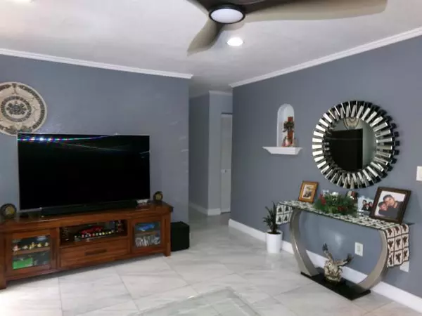 Chula Vista, CA 91911,1267 Melrose Avenue