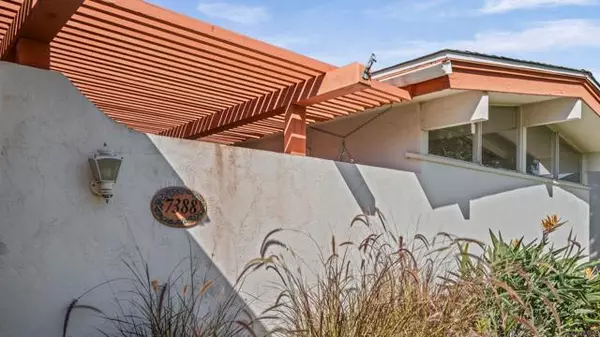 San Diego, CA 92119,7388 Turnford Drive