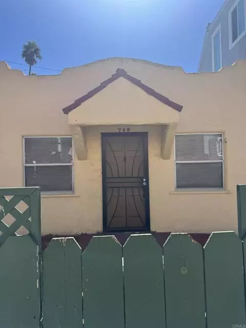 San Diego, CA 92109,749 YORK Court