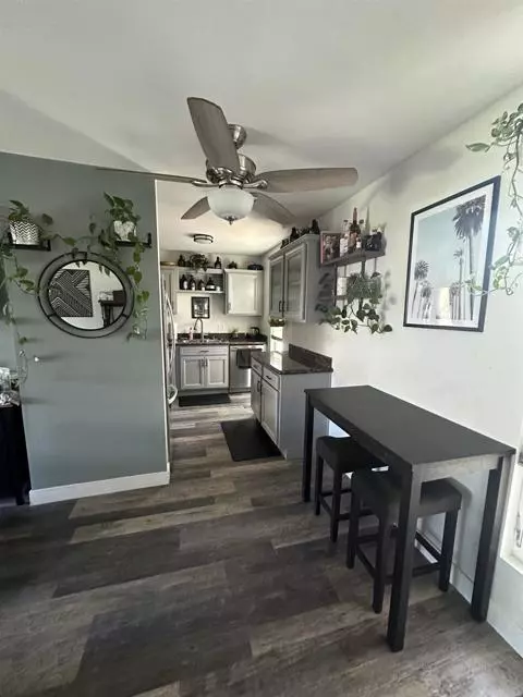 San Diego, CA 92109,1401 Reed Avenue #3