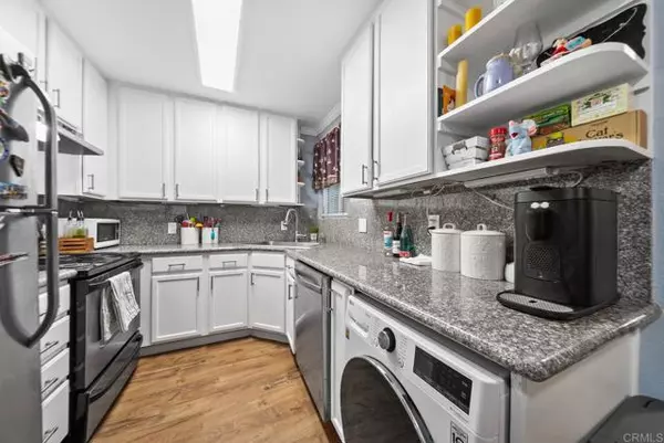 El Cajon, CA 92020,1280 W Main Street #15