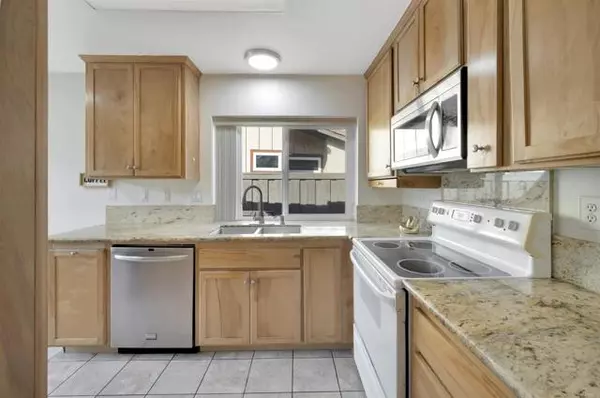 San Diego, CA 92129,9525 High Park Lane