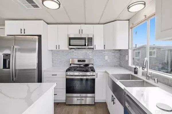 San Diego, CA 92114,402 63rd Street #115