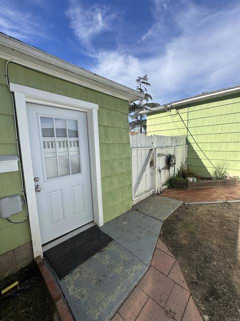 7537 Cuyamaca Avenue, Lemon Grove, CA 91945