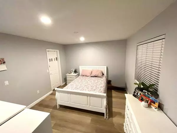 El Cajon, CA 92020,1069 Estes St