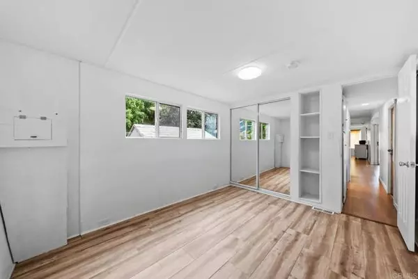 El Cajon, CA 92021,351 E Bradley Avenue