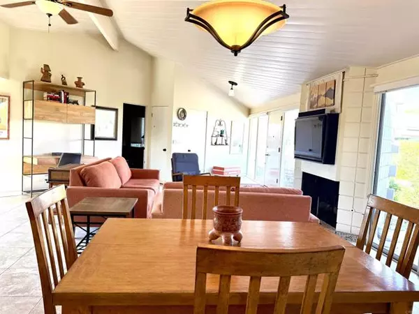 Rancho Mirage, CA 92270,37800 Da Vall Drive #10