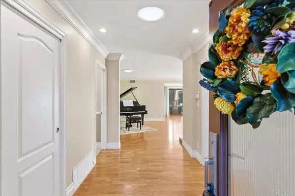 San Diego, CA 92107,866 Cordova Street