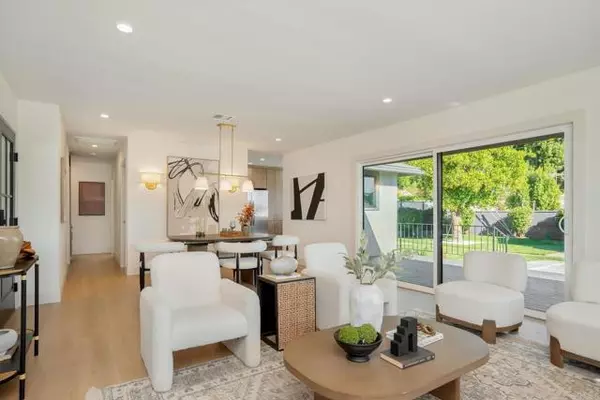 San Fernando, CA 91345,10330 Columbus Ave