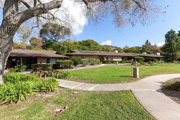 La Mesa, CA 91942,9320 Earl St #57