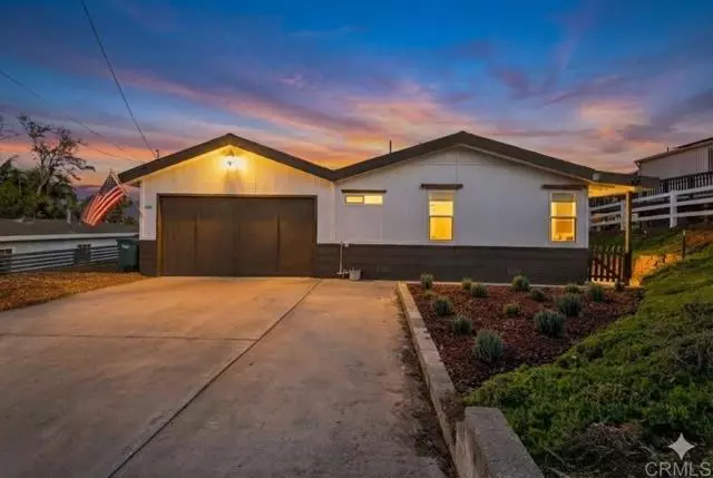 Lakeside, CA 92040,8735 Almond Road