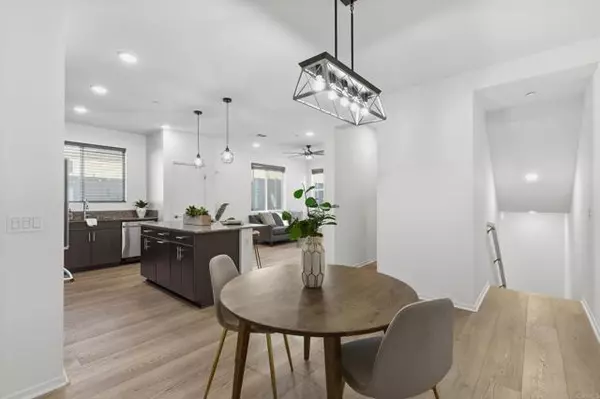 San Diego, CA 92154,5244 Beachfront Cove Street #189