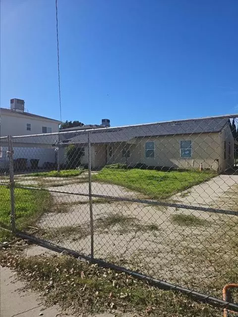 Van Nuys (los Angeles), CA 91411,6537 Columbus Avenue