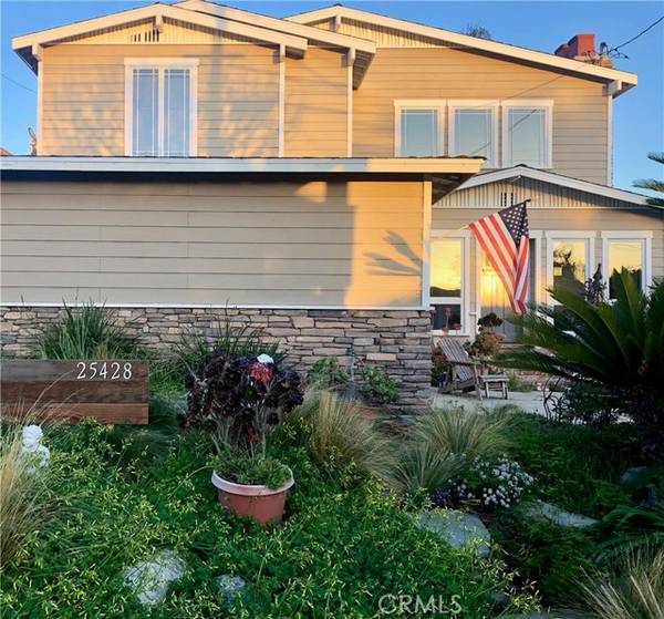 25428 Senator Avenue, Harbor City (los Angeles), CA 90710