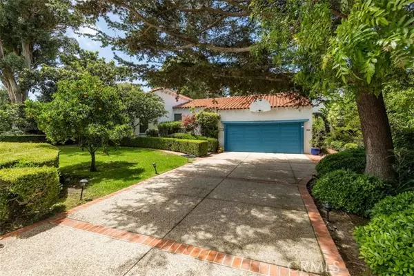 Palos Verdes Estates, CA 90274,2217 Via Guadalana