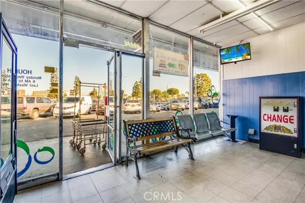 Hawthorne, CA 90250,11915 Hawthorne Boulevard