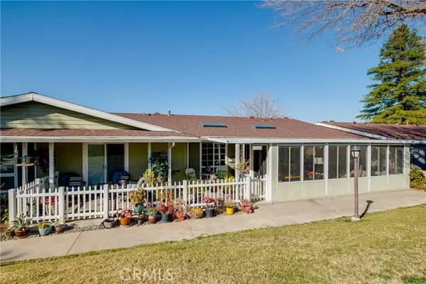 19217 Avenue Of The Oaks #B, Newhall (santa Clarita), CA 91321