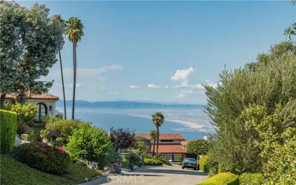 Palos Verdes Estates, CA 90274,928 Via Panorama