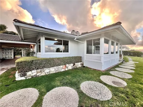 15 Mustang Road, Rancho Palos Verdes, CA 90275