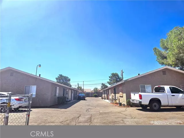 Hesperia, CA 92345,16477 Orange Street