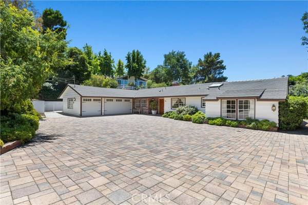 38 Chuckwagon Road, Rolling Hills, CA 90274